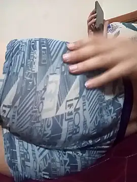 Snapshot of Dirtymorrocainbabe chatting on 09-17-25, 06:53 Dirtymorrocainbabe online show from 09-17-25, 06:53