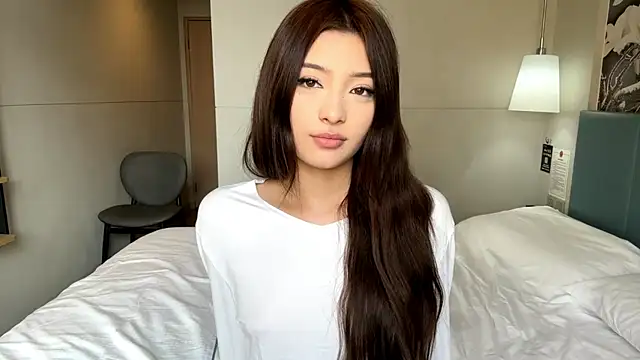 Snapshot of LaurelLeier chatting on 01-09-26, 07:00 LaurelLeier online show from 01-09-26, 07:00