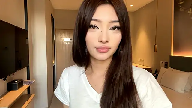 Snapshot of LaurelLeier chatting on 01-11-26, 07:35 LaurelLeier online show from 01-11-26, 07:35