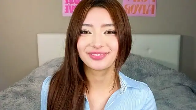 Snapshot of LaurelLeier chatting on 03-02-26, 08:10 LaurelLeier online show from 03-02-26, 08:10