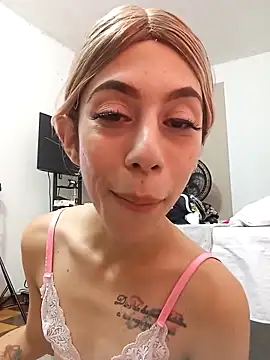 Darlyn tenderhot   online show from 03-08-26, 04:38