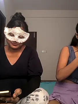 your chandni04 online show from 02-02-26, 10:36