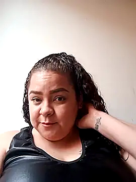 Miss Adriana01 online show from 10-27-25, 07:29