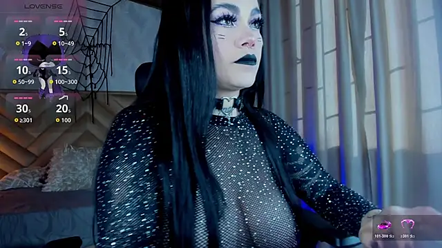  raven black online show from 10-22-25, 11:43