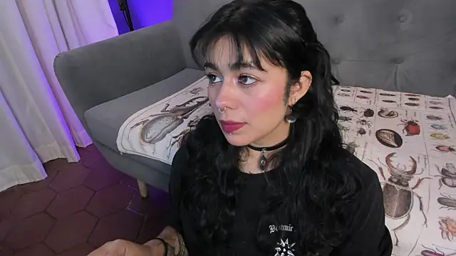 flower smith  online show from 03-04-26, 11:49