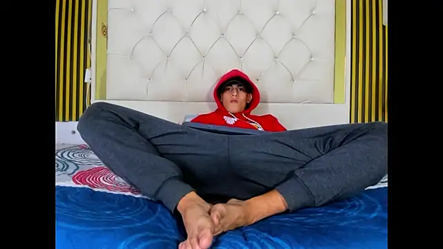 Snapshot of Just18Jake chatting on 09-26-25, 06:12 Just18Jake online show from 09-26-25, 06:12