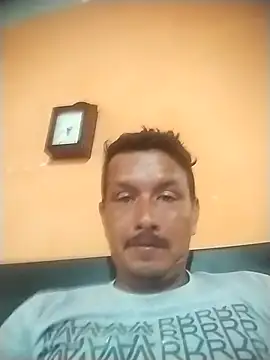 colombiano198720 online show from 09-22-25, 12:07