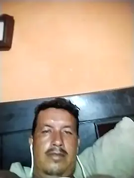 colombiano198720 online show from 09-24-25, 01:09