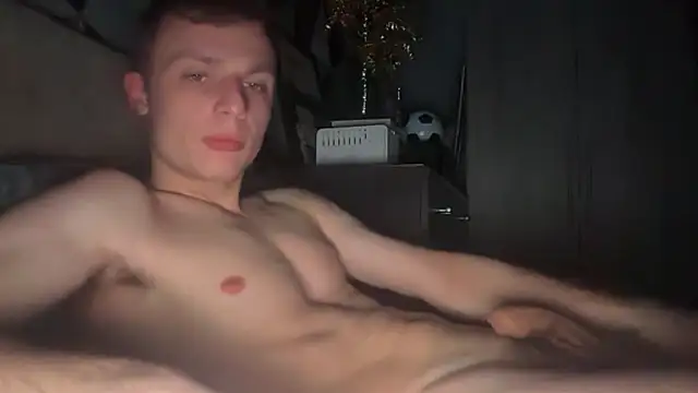 Snapshot of Oliver_harrison chatting on 02-09-26, 01:31 Oliver harrison online show from 02-09-26, 01:31