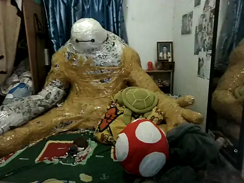 Snapshot of moaman190 chatting on 10-12-25, 06:29 moaman190 online show from 10-12-25, 06:29