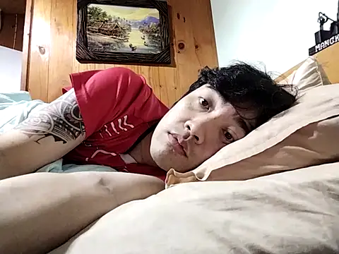 Snapshot of moaman190 chatting on 11-06-25, 02:29 moaman190 online show from 11-06-25, 02:29