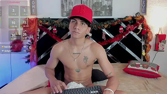 Snapshot of Adan_Oriol chatting on 12-18-25, 07:47 Adan Oriol online show from 12-18-25, 07:47