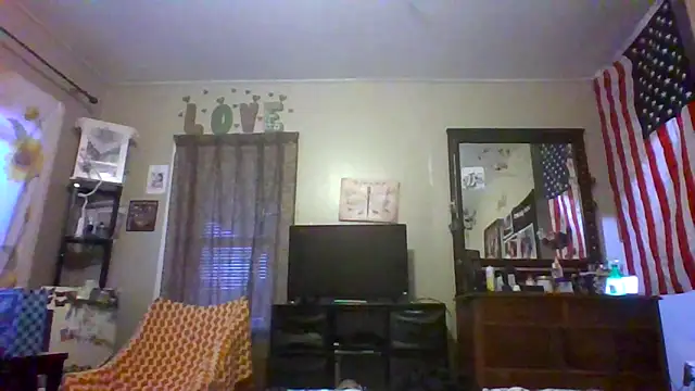 Bored Grandma online show from 10-12-25, 11:48