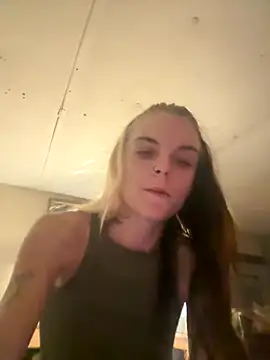 ittybittymeryssa online show from 10-26-25, 12:38