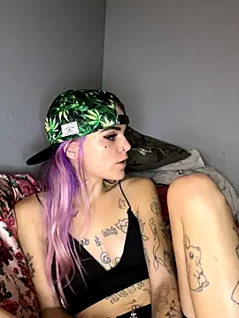 ittybittymeryssa online show from 11-19-25, 11:21