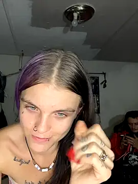 ittybittymeryssa online show from 12-02-25, 11:45