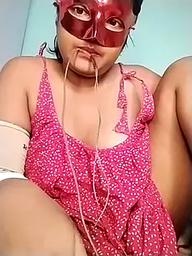 Snapshot of mimi87hoty chatting on 11-13-25, 05:45 mimi87hoty online show from 11-13-25, 05:45