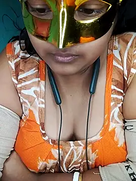 Snapshot of mimi87hoty chatting on 01-07-26, 10:18 mimi87hoty online show from 01-07-26, 10:18