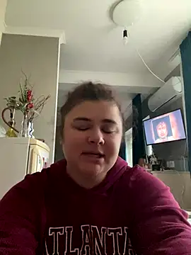 Snapshot of AliceCurlyX chatting on 11-29-25, 10:18 AliceCurlyX online show from 11-29-25, 10:18