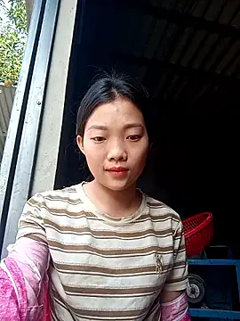 Snapshot of Ananine chatting on 12-20-25, 08:10 Ananine online show from 12-20-25, 08:10