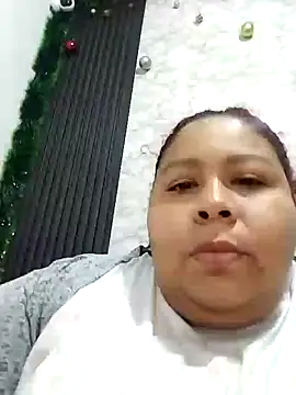Snapshot of andrealopez1607_ chatting on 11-28-25, 05:21 andrealopez1607 online show from 11-28-25, 05:21