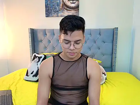 Snapshot of stewart_mateo_ chatting on 11-30-25, 09:19 stewart mateo online show from 11-30-25, 09:19