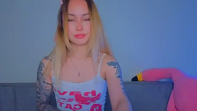 Snapshot of baobei03 chatting on 03-09-26, 10:19 baobei03 online show from 03-09-26, 10:19