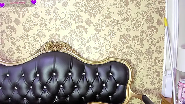 JulitPink online show from 03-08-26, 02:04