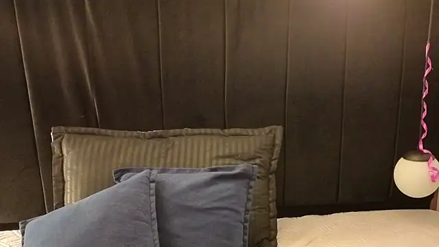 LiaMonroee  online show from 06-11-26, 12:25