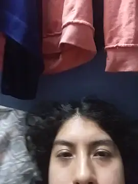 Snapshot of Syndel23 chatting on 09-16-25, 02:56 Syndel23 online show from 09-16-25, 02:56