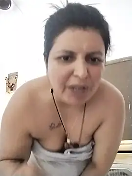 Jann Riya333 online show from 06-18-26, 11:03