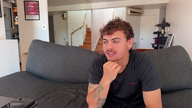 Snapshot of lenruy chatting on 11-21-25, 03:54 lenruy online show from 11-21-25, 03:54