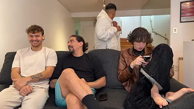 lenruy online show from 04-06-26, 01:34