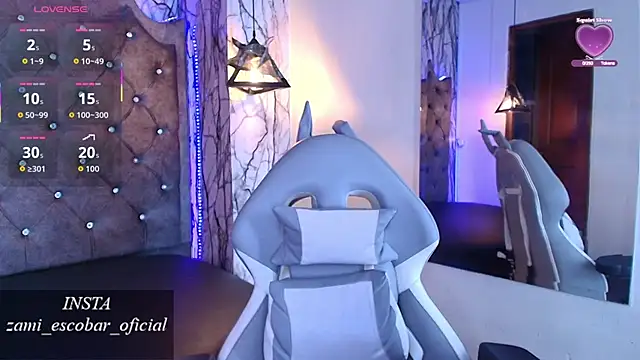 Zami Escobar of online show from 12-16-25, 06:46