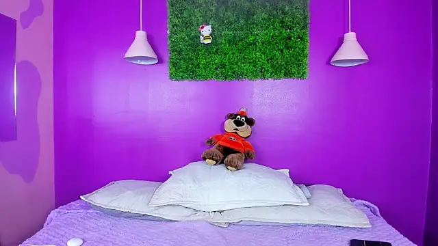 Snapshot of JulliSexxx chatting on 09-17-25, 07:54 JulliSexxx online show from 09-17-25, 07:54