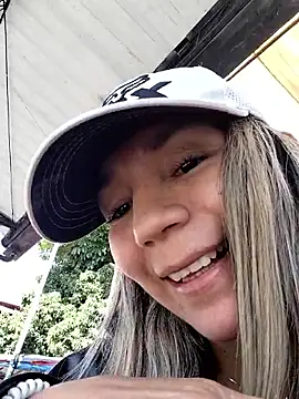 Ms lunaRose online show from 04-23-26, 01:57