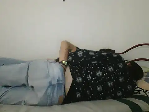 Snapshot of rzatd712 chatting on 12-01-25, 03:00 rzatd712 online show from 12-01-25, 03:00