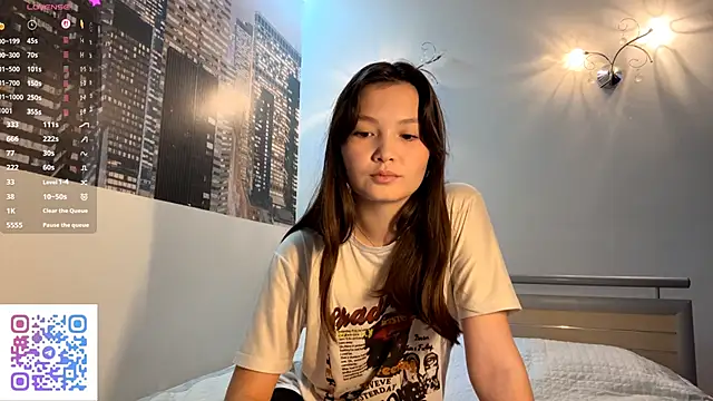 KiraVelvet online show from 09-28-25, 10:09