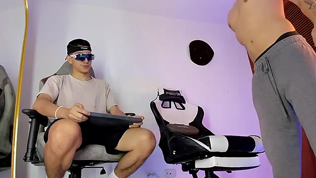 sotooliver3 online show from 09-26-25, 08:24