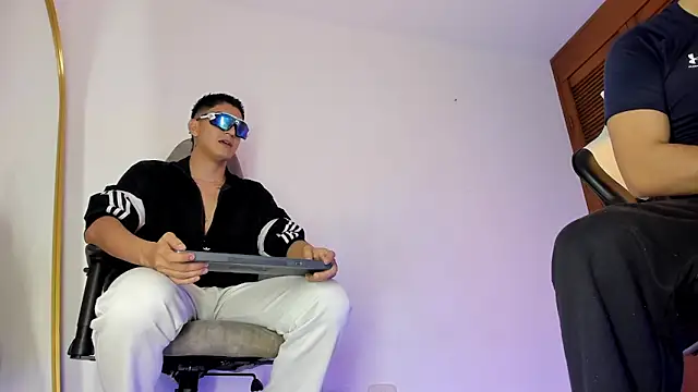 Snapshot of sotooliver3 chatting on 01-15-26, 10:02 sotooliver3 online show from 01-15-26, 10:02