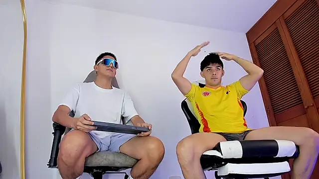 Snapshot of sotooliver3 chatting on 01-31-26, 07:23 sotooliver3 online show from 01-31-26, 07:23