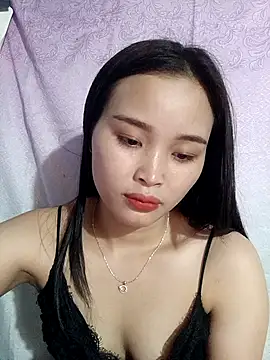 Lili lovely online show from 10-20-25, 03:18