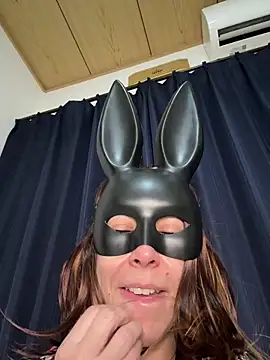 Snapshot of Sweet_Bitter1 chatting on 09-18-25, 03:08 Sweet Bitter1 online show from 09-18-25, 03:08