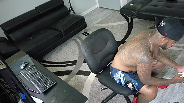 SLANGONDEMHOES online show from 09-15-25, 03:45