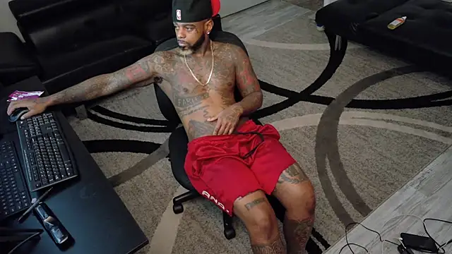 SLANGONDEMHOES online show from 10-17-25, 05:21