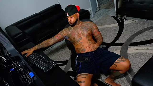 SLANGONDEMHOES online show from 02-02-26, 07:40