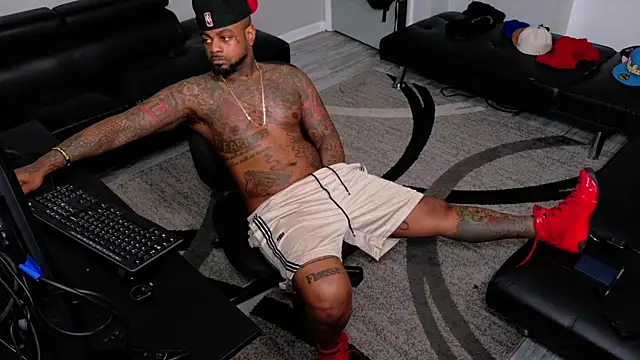 SLANGONDEMHOES online show from 04-22-26, 01:56