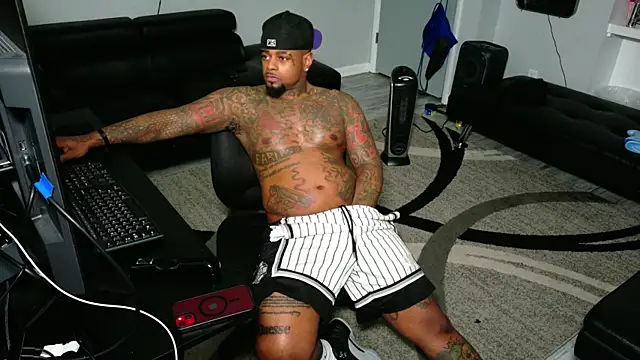 SLANGONDEMHOES online show from 06-03-26, 02:58