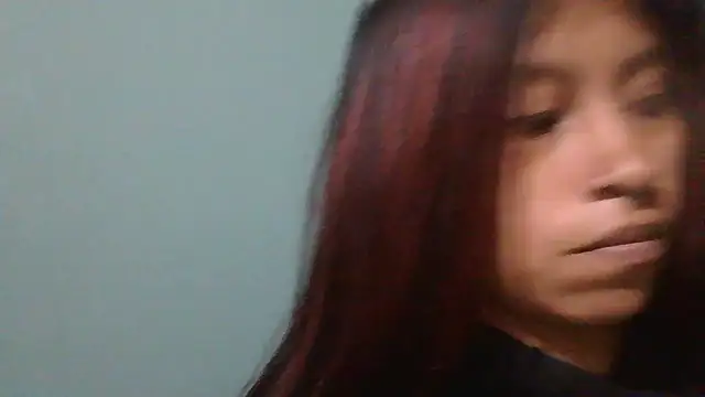 Pocahontas tw online show from 11-27-25, 01:02