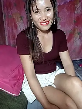 Snapshot of rubi_bae chatting on 07-15-26, 11:48 rubi bae online show from 07-15-26, 11:48